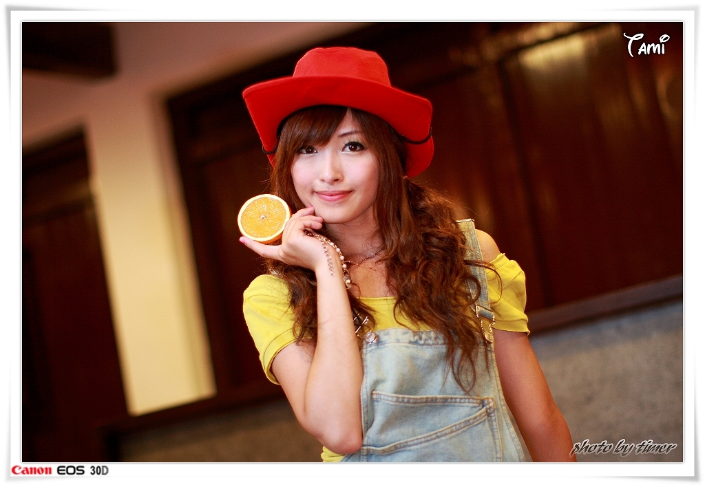 台湾清纯美女-Tami-兒童育樂中心外拍